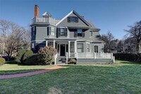 Building Photo - 37 Barnes St