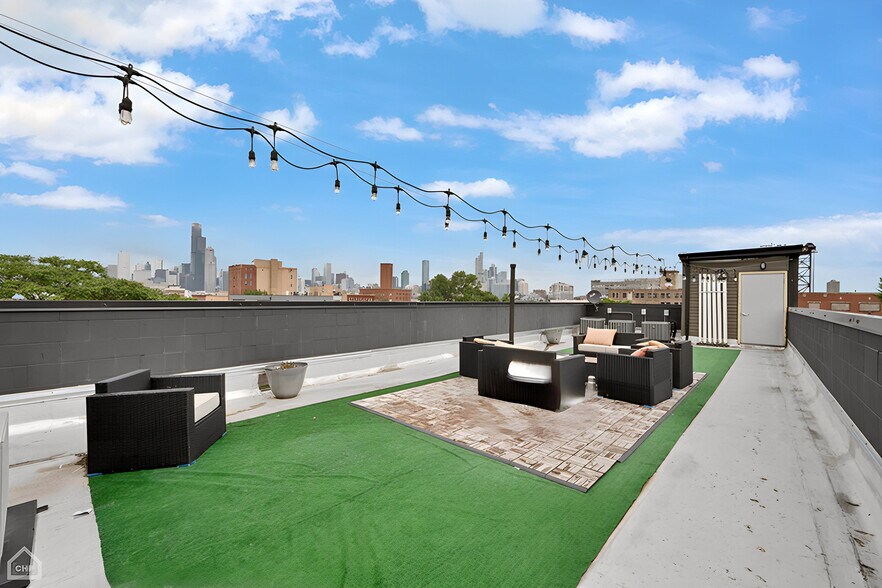 Building Photo - 1921 S Jefferson St