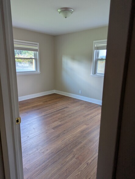 Building Photo - 1701 Brentmoor Ln