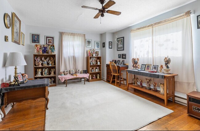 Building Photo - 1311 Giles Rd