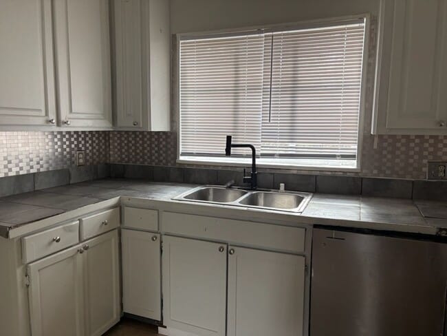 Building Photo - 119 S Canton Club Cir