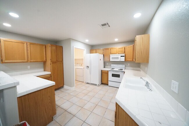 Building Photo - Available for Showings Now