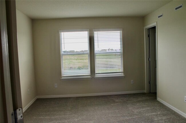 Building Photo - 3079 Emerald Acrs Ln