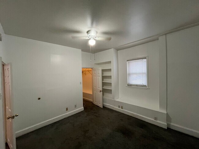 Building Photo - 2620 Poplar Street