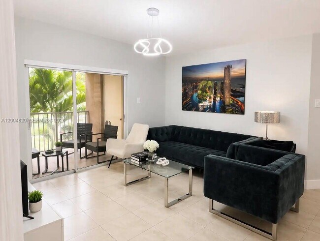 Building Photo - 10630 SW 157th Ct