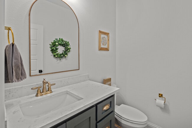 Building Photo - 27 Duxford Cir