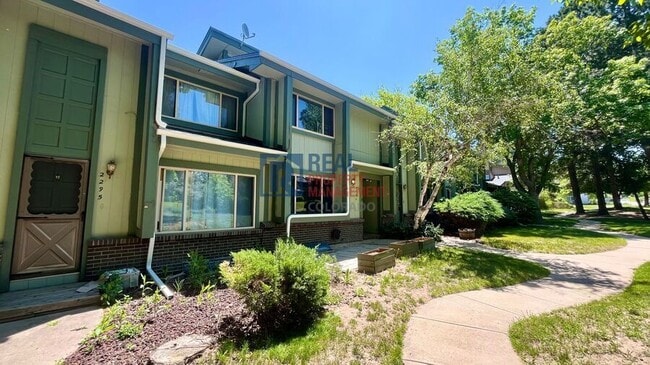 Building Photo - 2289 S Oswego Way