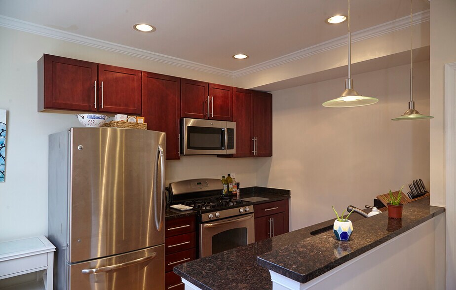 Building Photo - 5611 5th St NW