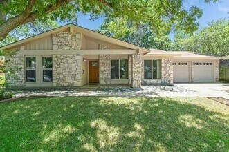 Building Photo - 8703 Melshire Dr