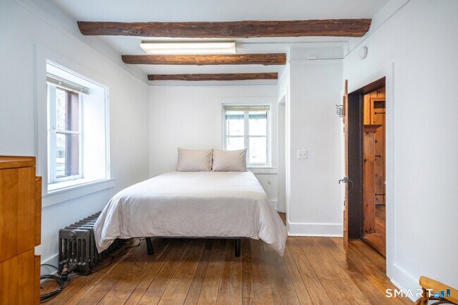 Building Photo - 48 Keeler Rd