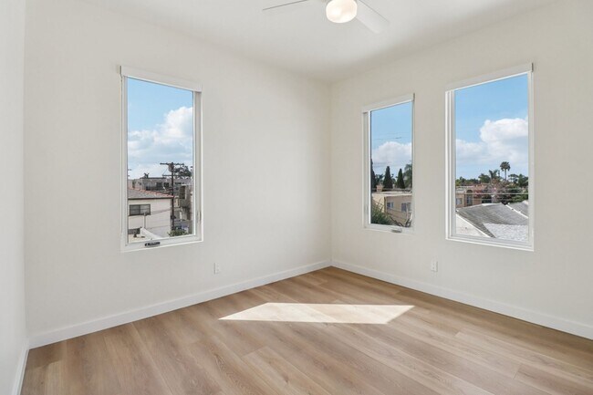 Building Photo - 4456 30th Street - North Parks Elevated Spanish Style Community