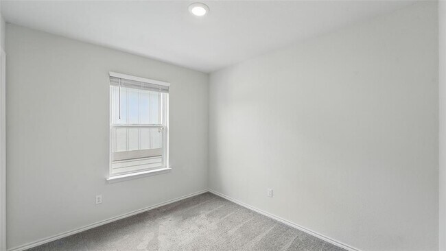Building Photo - 139 Madrono Dr