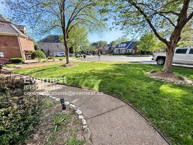 Building Photo - 4-Bedroom, 3.5-Bathroom Home in a Peaceful...