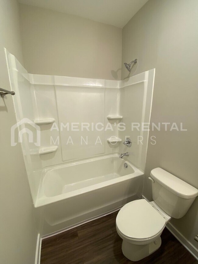 Building Photo - Home for Rent in Thorsby, AL!!! Sign a 13 ...