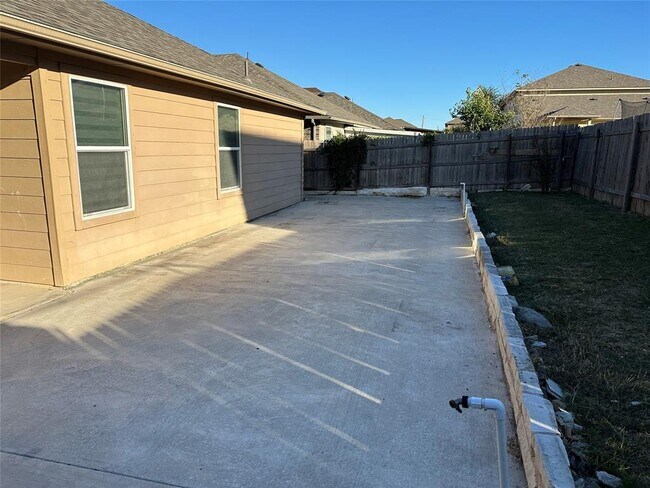 Building Photo - 3505 Stephans St