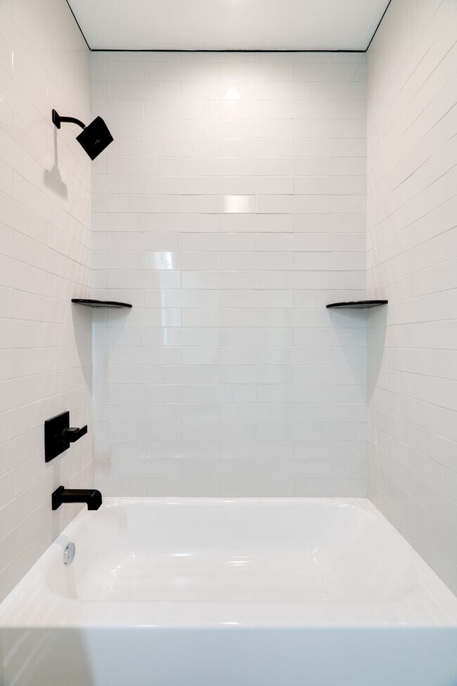 Building Photo - Stylish New Construction Near Fishtown