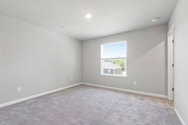 Building Photo - Modern 3-Bedroom Townhome with Luxury Fini...