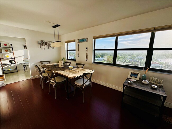 Building Photo - 1201 S Ocean Dr