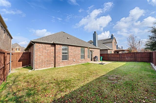 Building Photo - 10121 Waterstone Way