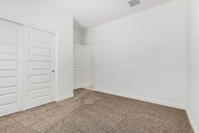 Building Photo - Beautiful Corner Lot Home with Modern Upgrades