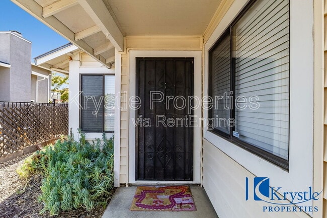 Building Photo - 1366 Matthew Dr