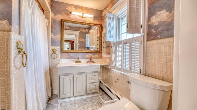 Building Photo - 17 S Derby Ave