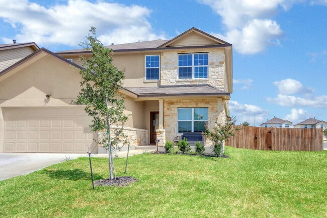 Building Photo - "Spacious Elegance at 110 Spurfowl: 5-Bedr...