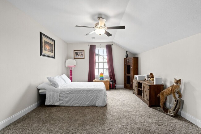 Building Photo - 784 Crestone Ln