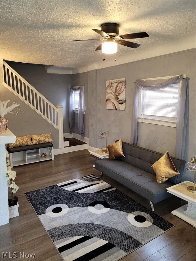 Building Photo - 4083 E 143rd St