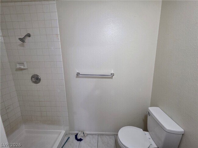 Building Photo - 6671 W Tropicana Ave