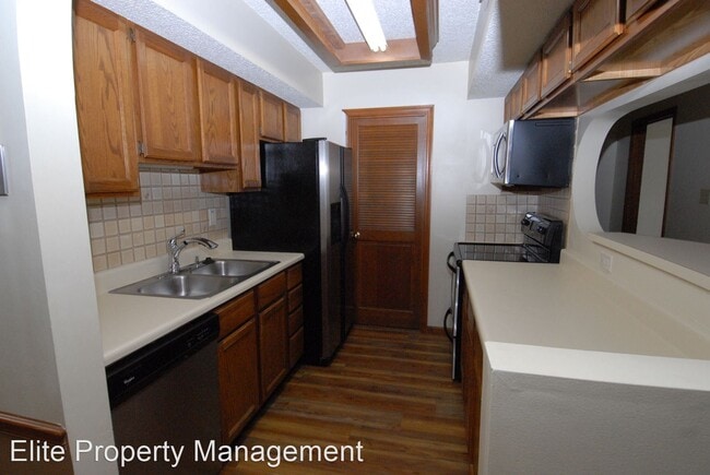 Building Photo - 2 br, 2 bath House - 124 Shirley Ridge #124C