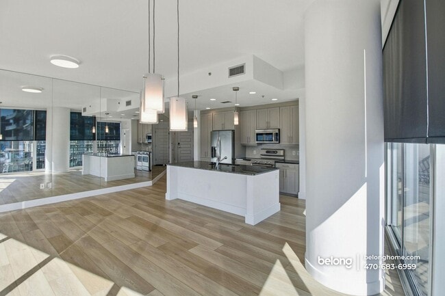 Building Photo - 1080 Peachtree St NE