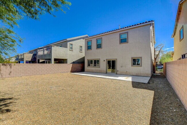 Building Photo - 1074 Fish Pond Ave