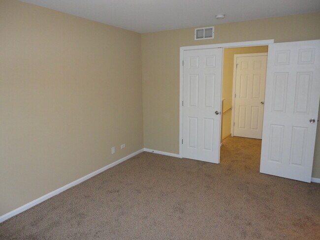 Building Photo - 2317 Scott Lane