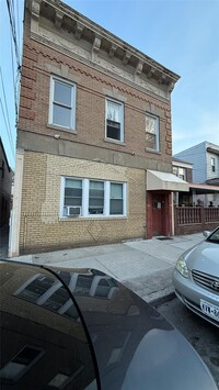 Building Photo - 84-34R 102nd Ave