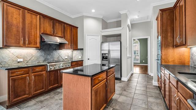 Building Photo - 2208 Barret Dr