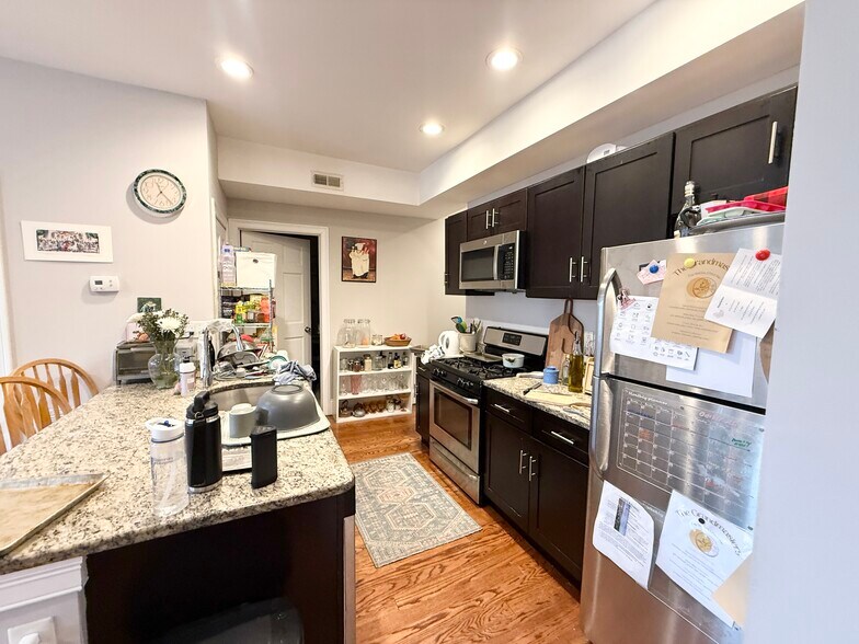 Building Photo - 12 Bickford Ave