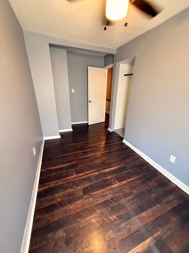 Building Photo - 1737 Wilkens Ave