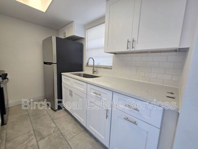 Building Photo - 5346 Cotee River Dr