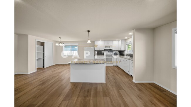 Building Photo - 6417 Congressional Dr SE