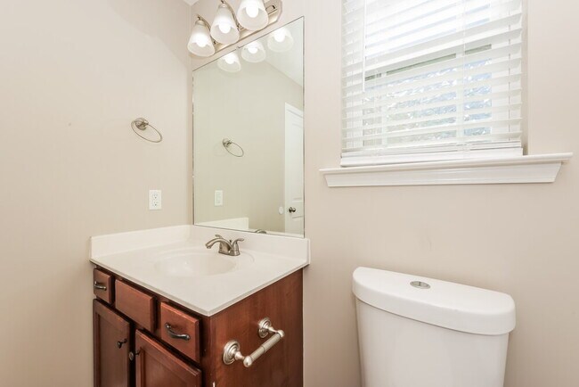 Building Photo - 2805 Painted Pony Dr