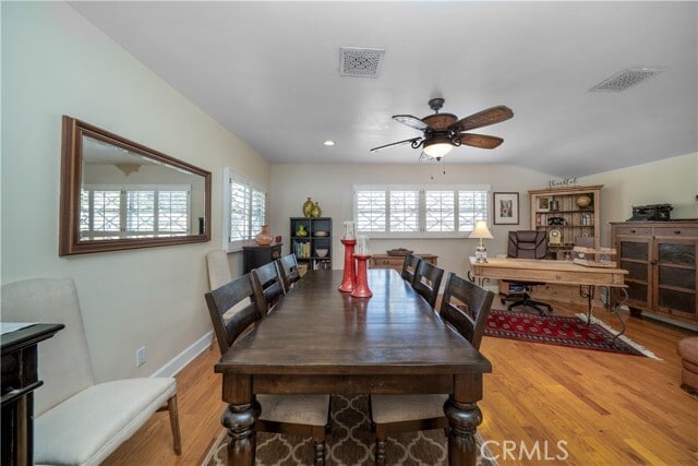 Building Photo - 4571 Canoga Dr