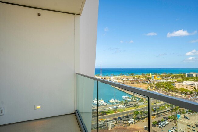 Building Photo - Koula #1905