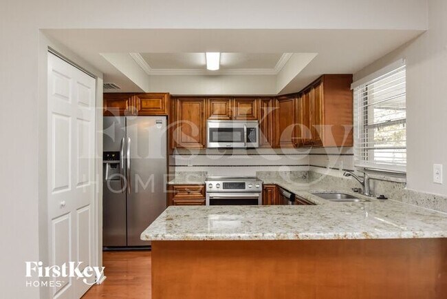 Building Photo - 15807 Cottontail Place