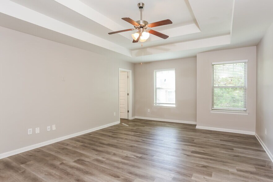 Building Photo - 5992 Nile Ct