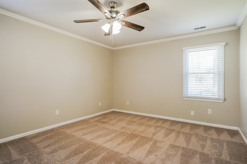 Building Photo - 1608 Maybrook Dr