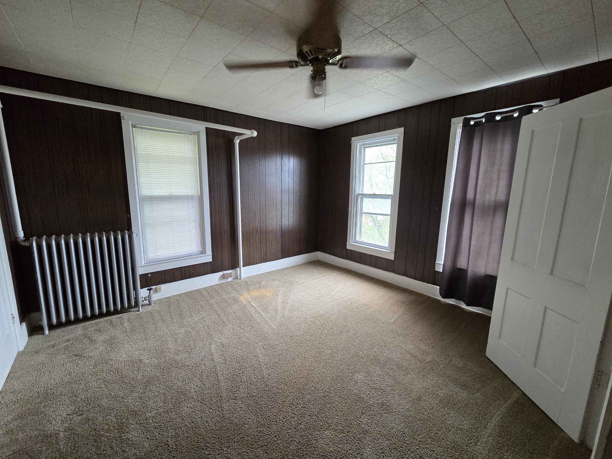 Building Photo - 721 Avenue D