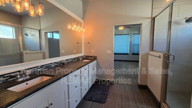 Building Photo - 10250 Hewlett's Gulch Ct