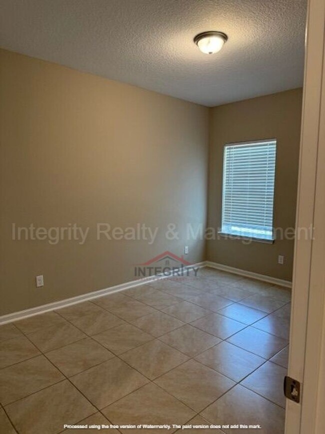 Building Photo - Beautiful 4 bed/ 2 bath in Eagle Landing