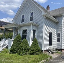 Building Photo - 121 Delmont Ave